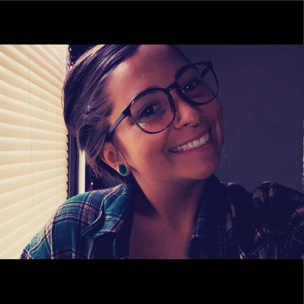 Meet your Posher, Lauren